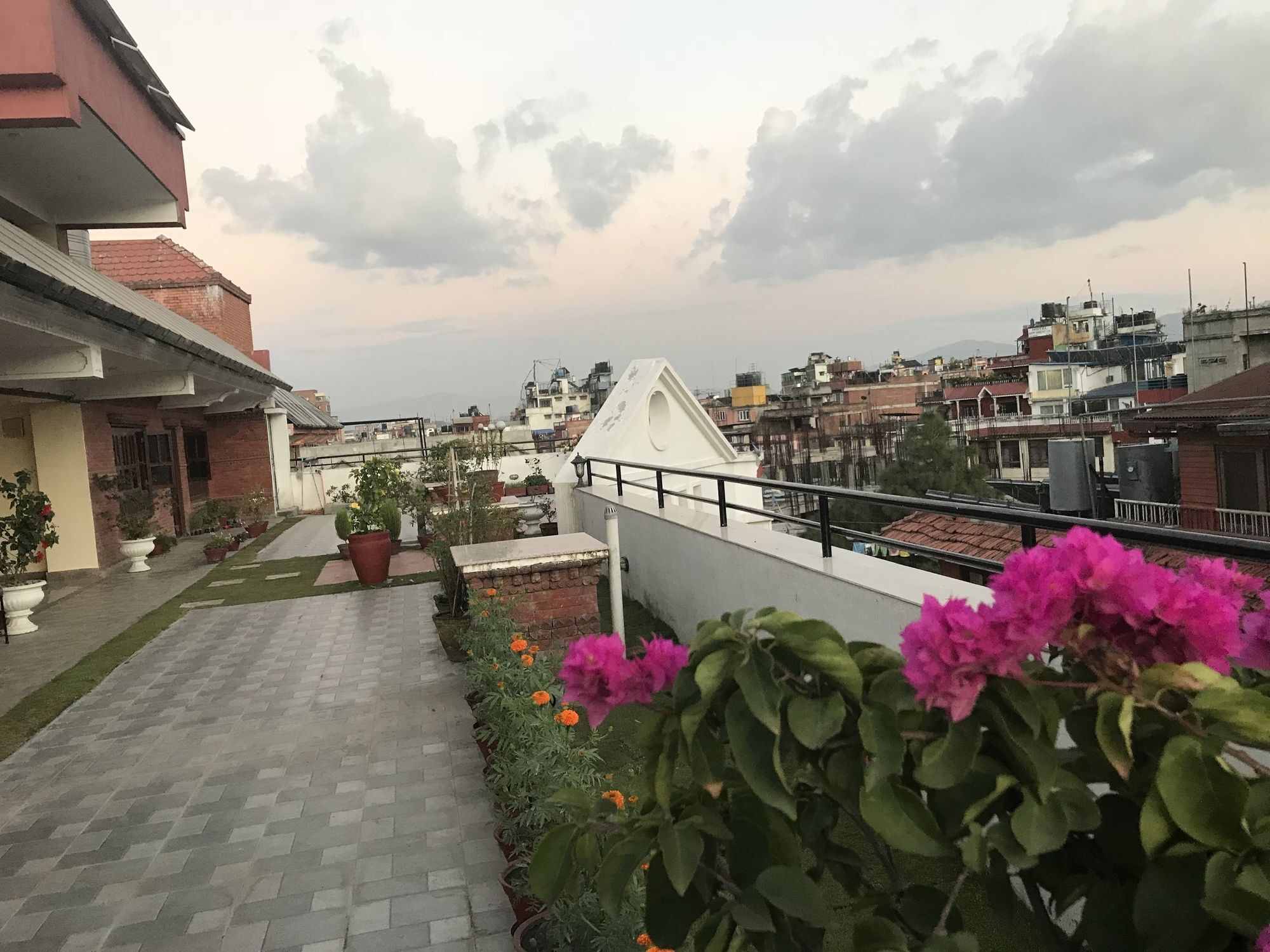 Dom Himalaya Hotel Katmandu Zewnętrze zdjęcie